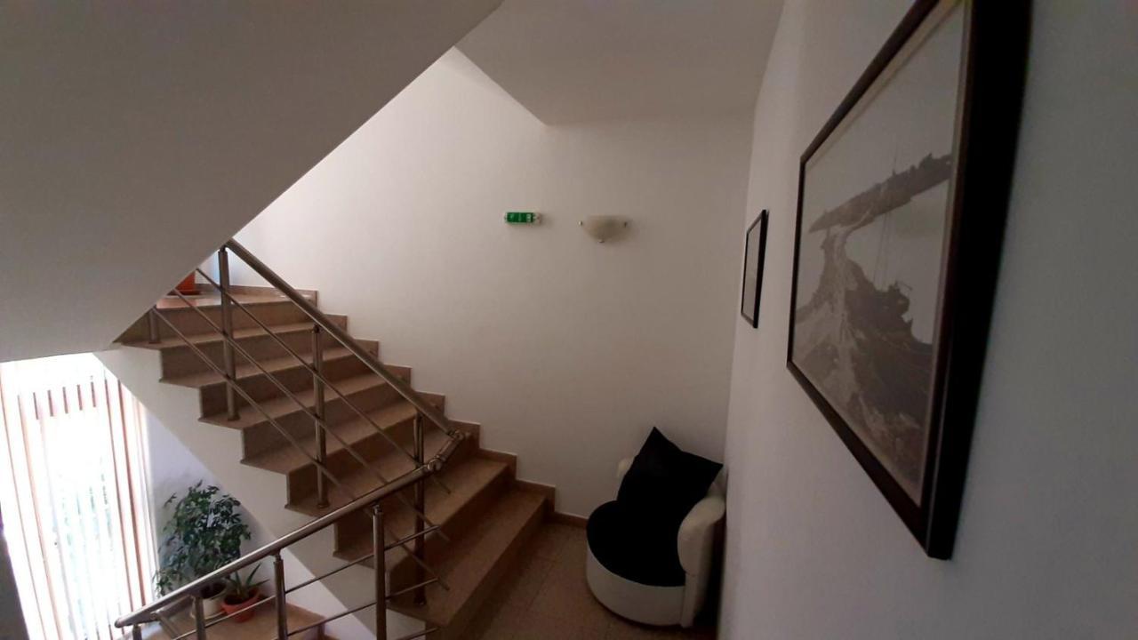Adri Guest House Nesebar Exterior photo